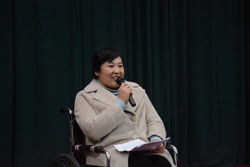 山西省道德模范、吉县爱心大使葛丽娟发言